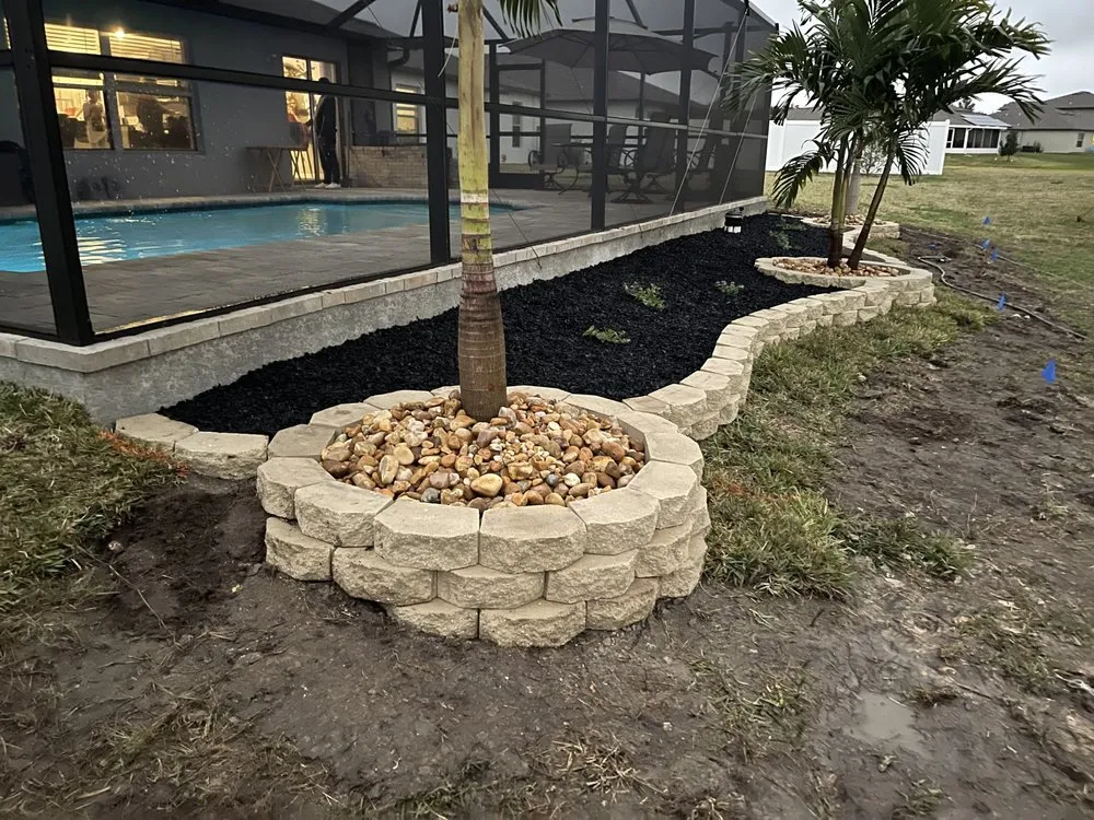 Affordable garden landscaping in Riverview, FL by AOB Landscape & Design