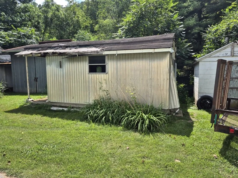 Top-rated lawn care service near you in Brenton, WV by AOK Pressure Washing and Lawn Care