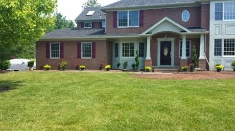 Top-rated yard maintenance for homes in Ewing, NJ by A&P Brothers Landscaping