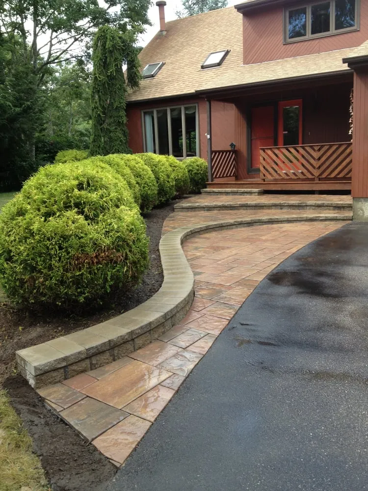 Expert yard maintenance in Exeter, RI - A&P Landscaping
