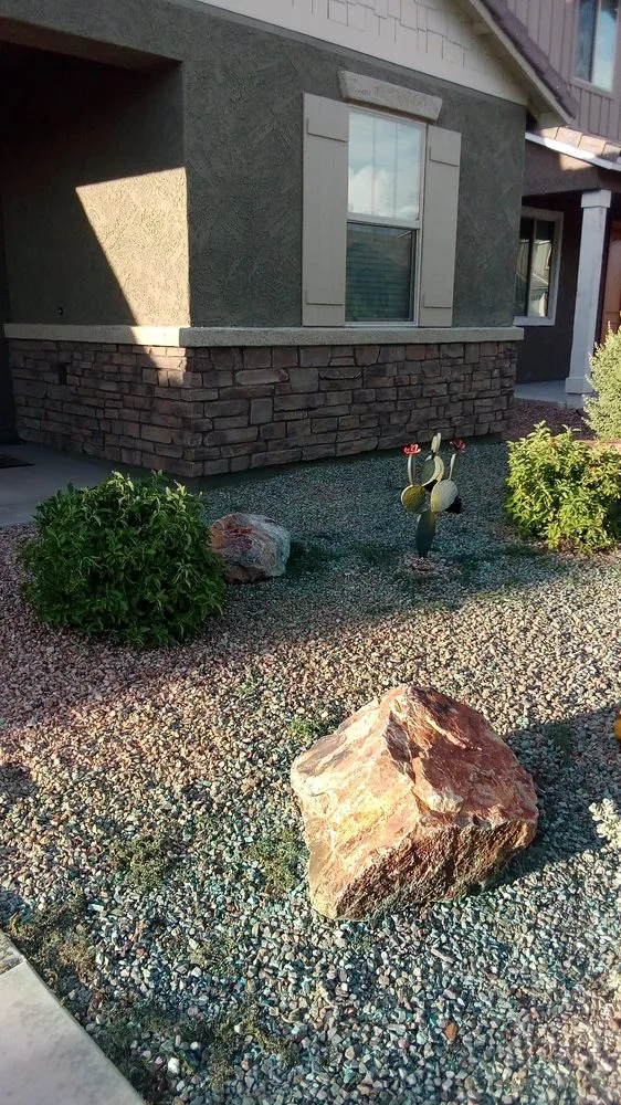 Affordable yard maintenance in Tucson, AZ by Ap Landscaping