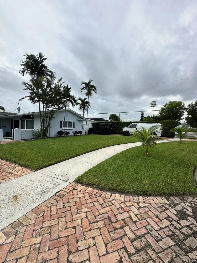 Trusted lawn mowing service experts serving Hialeah, FL - AP Lawn Care Solutions