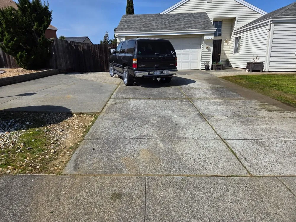 Affordable yard maintenance for beautiful yards across Vallejo, CA - Aparicio's Landscaping