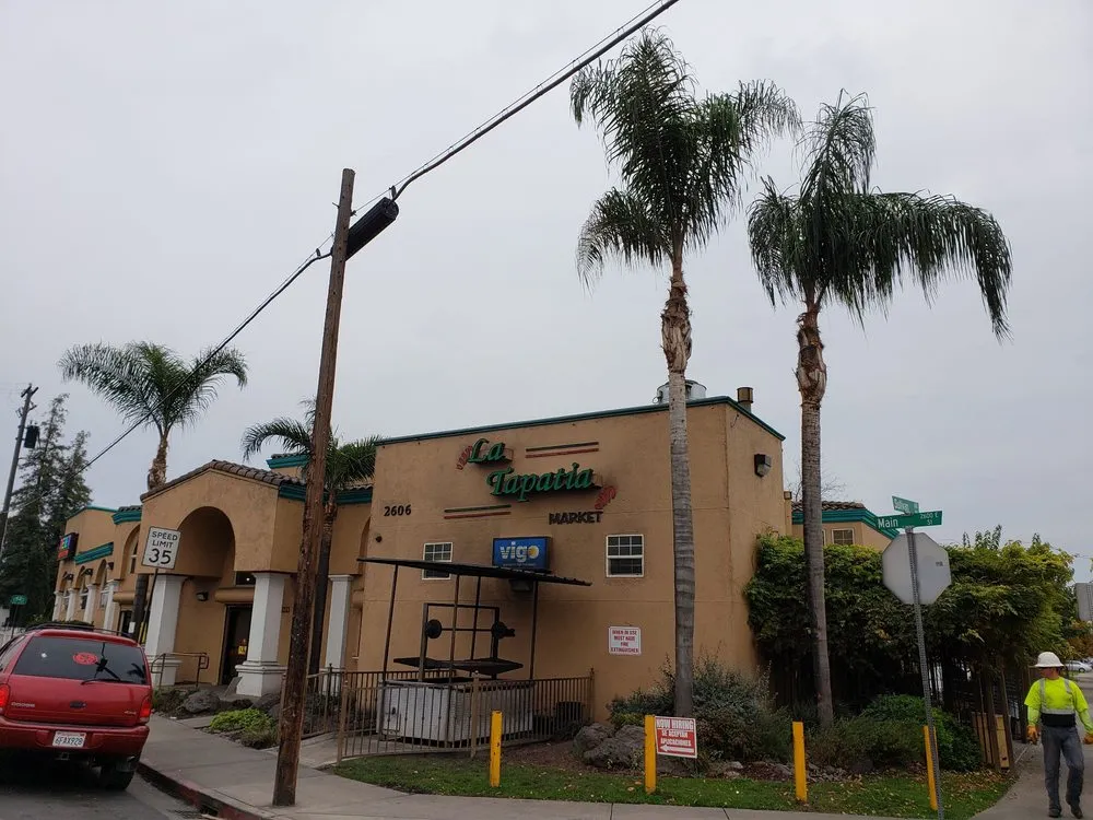 Reliable lawn mowing service in Stockton, CA by Apes Tree Service