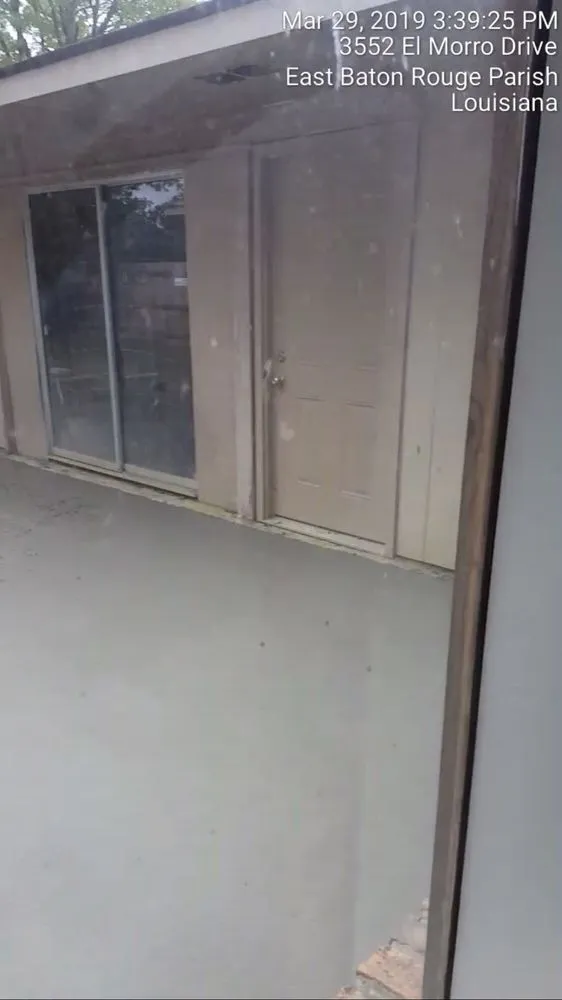 Trusted lawn mowing service in Baton Rouge, LA - Apex Construction Group