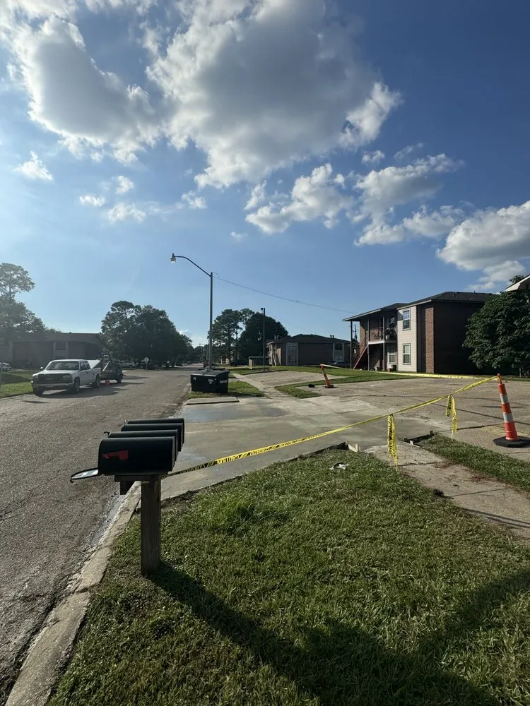 Local outdoor landscaping for year-round maintenance in Baton Rouge, LA by Apex Construction Group