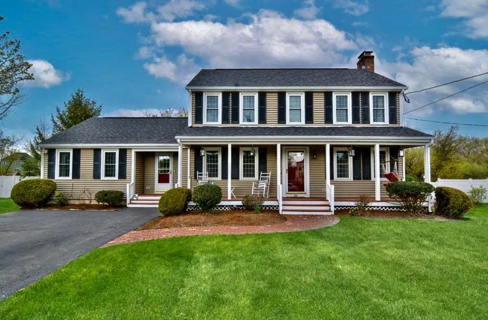 Trusted yard maintenance in Abington, MA by ApeX Facility Xpert’s