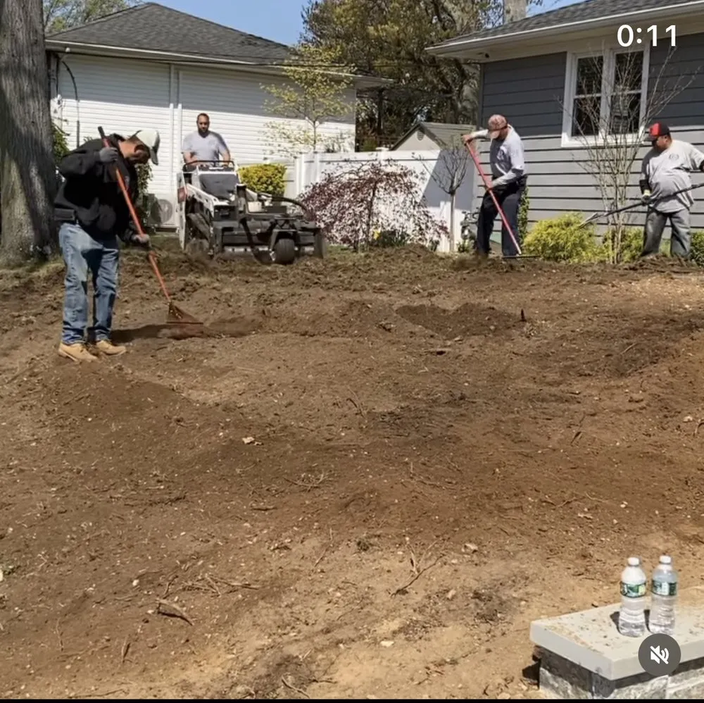 Top-rated yard maintenance in Abington, MA by ApeX Facility Xpert’s