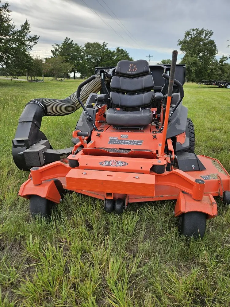 Top-rated landscape installation in Burton, TX - Apex Greenscapes