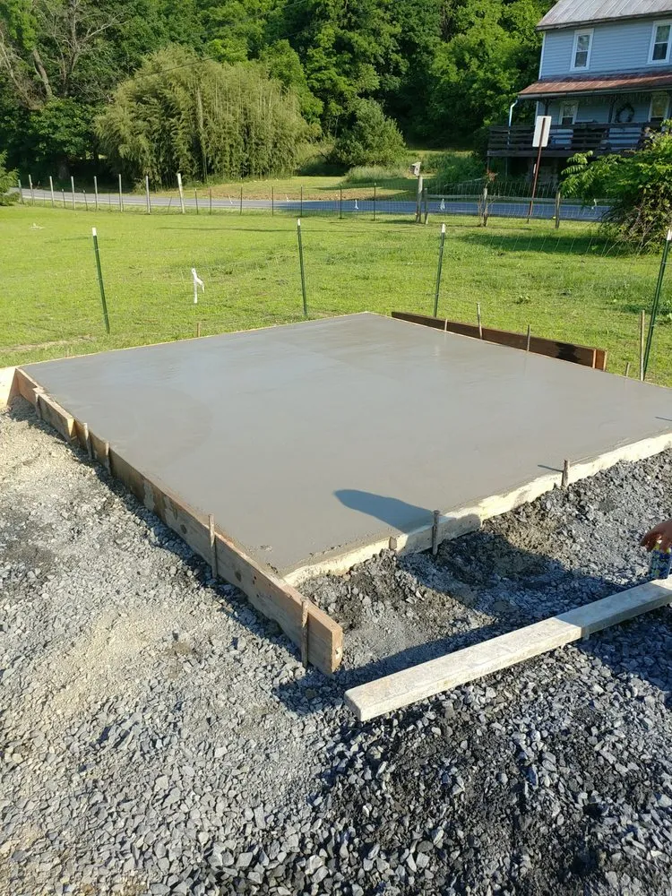 Professional lawn care service for beautiful yards across Conshohocken, PA - Apex Landscaping & Construction