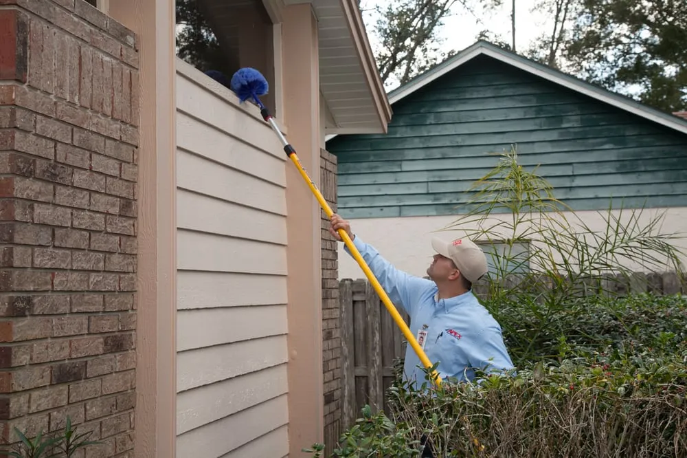 Professional lawn mowing service experts serving Orlando, FL - Apex Pest Control