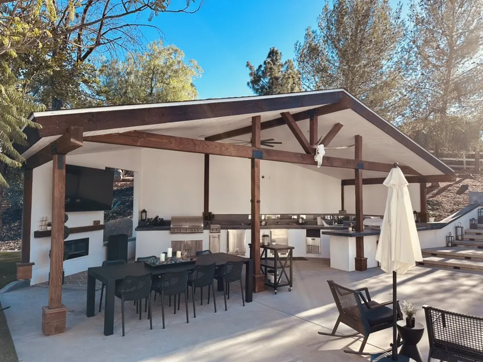 Local yard cleanup service in Alpine, CA by Apex Pools