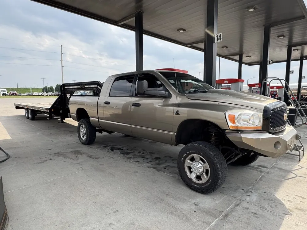 Reliable lawn mowing service in Plainfield, IL - Apex Renegade Services