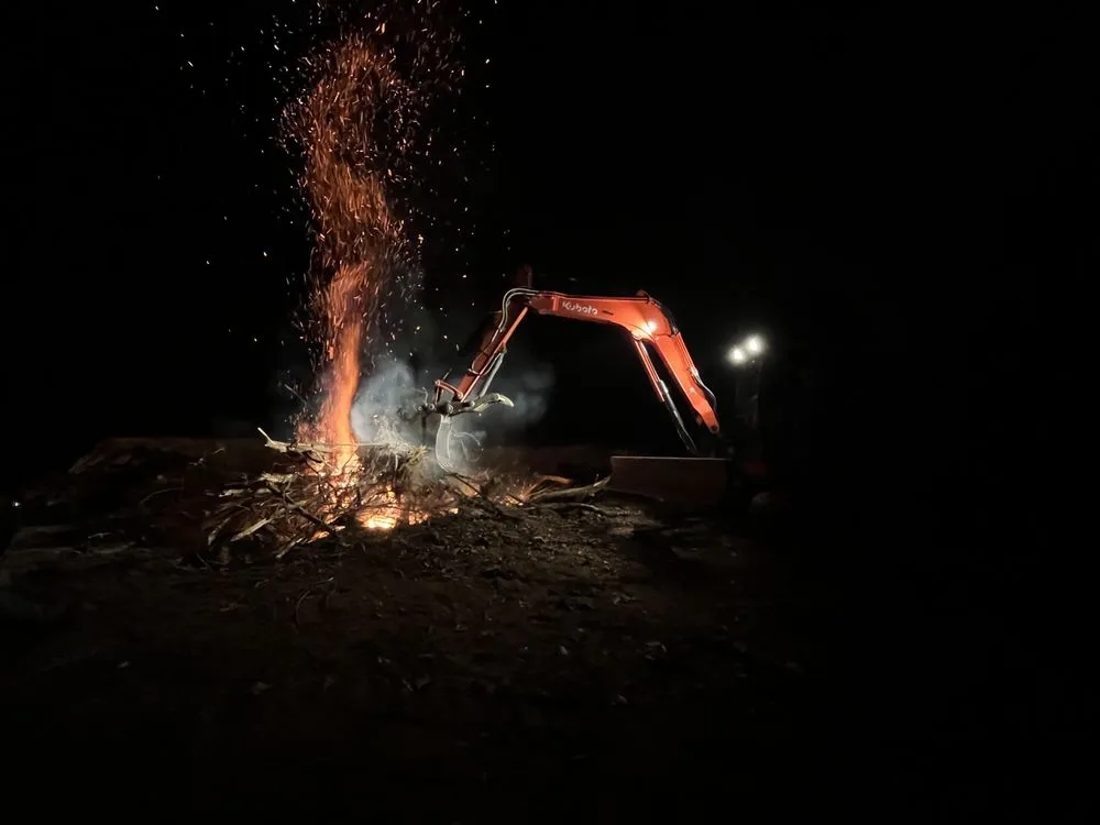 Top-rated landscaping services in Reading, PA by Apexx Industries