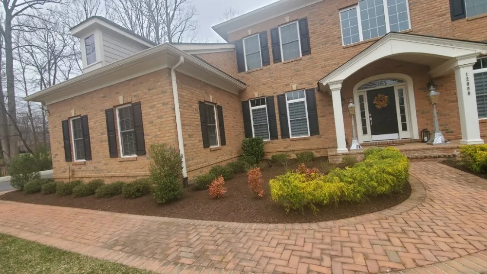 Expert yard maintenance in Manassas, VA - APH Landscape & Hardscape Solutions