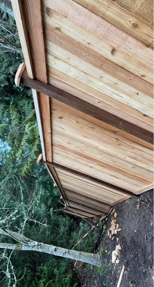 Professional yard maintenance in Snohomish, WA - APJ Landscaping