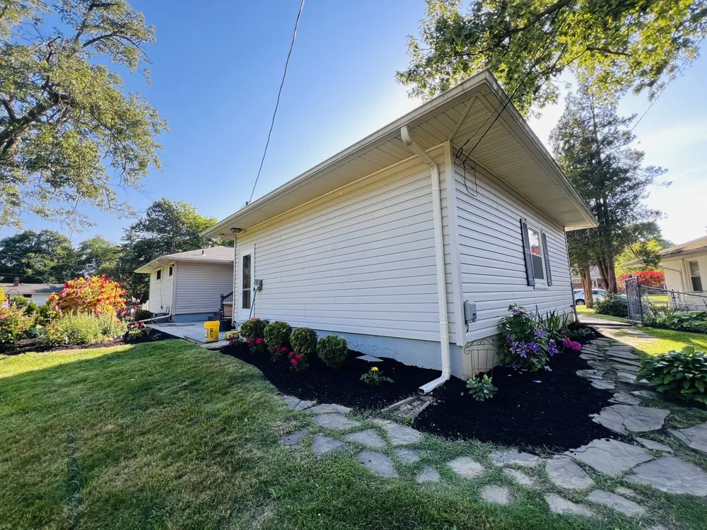 Professional garden landscaping for outdoor upgrades in Niagara Falls, NY by Apocalistip Juliel Landscaping