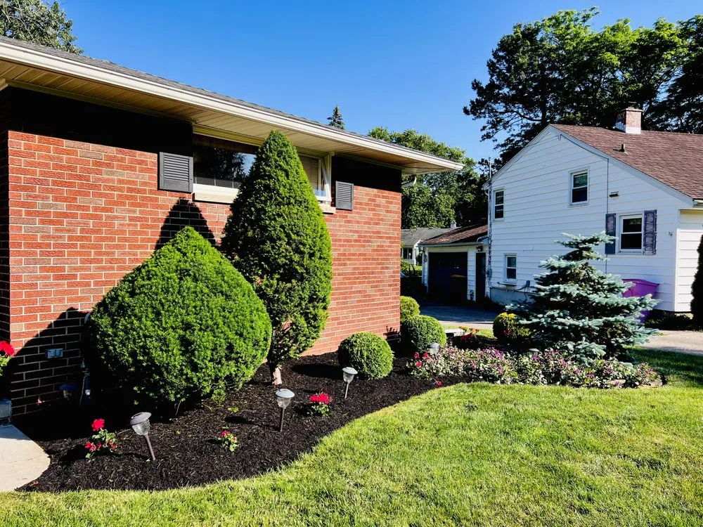 Reliable garden landscaping in Niagara Falls, NY - Apocalistip Juliel Landscaping