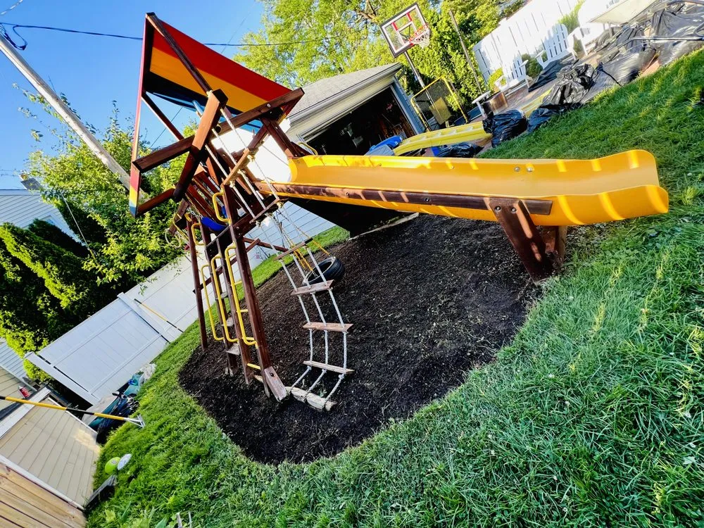 Reliable lawn mowing service near you in Niagara Falls, NY by Apocalistip Juliel Landscaping