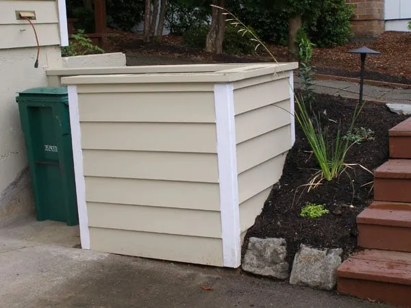 Affordable yard cleanup service for year-round maintenance in Portland, OR by Apogee Landscapes