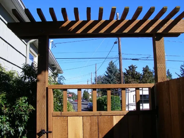 Reliable yard maintenance for residential properties in Portland, OR by Apogee Landscapes