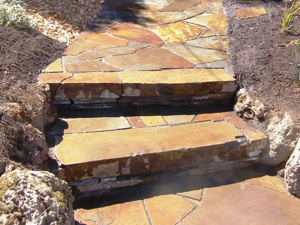 Reliable lawn mowing service in Portland, OR - Apogee Landscapes