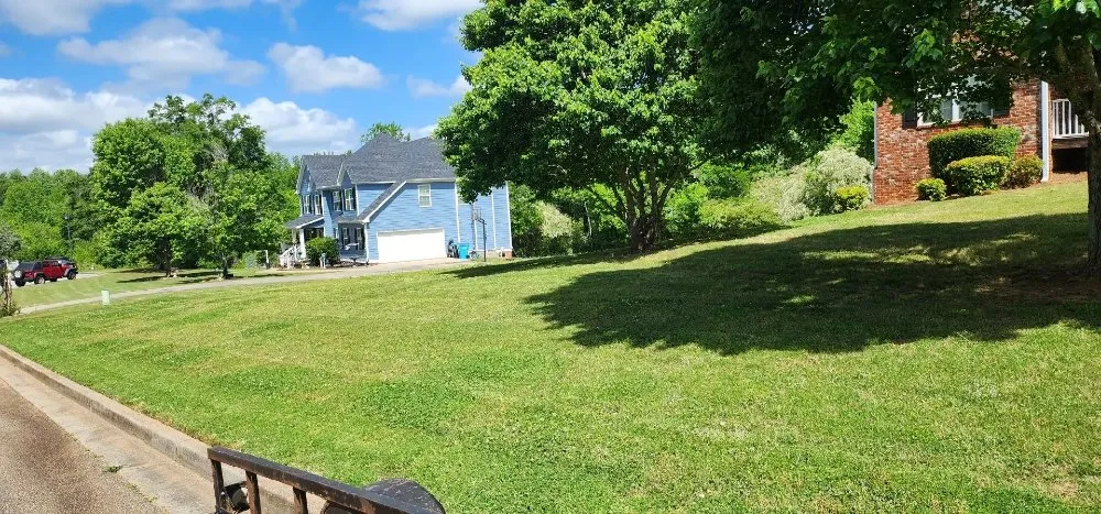 Reliable garden landscaping experts serving McDonough, GA - Apolinar Landscaping