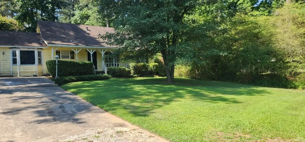 Professional landscape design with custom design in McDonough, GA by Apolinar Landscaping