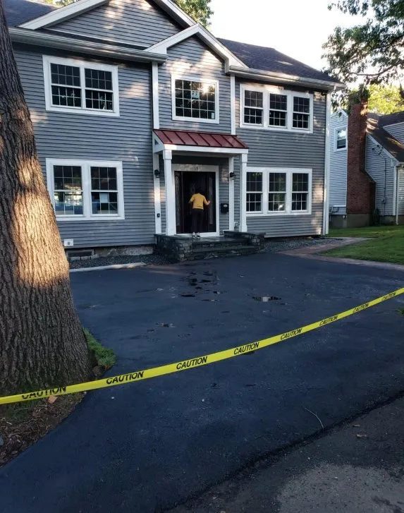 Custom yard maintenance in Framingham, MA - Apolinario service