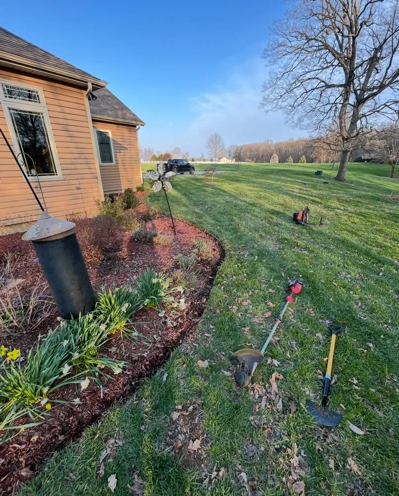 Custom residential landscaping in Lafayette, IN - Apollo Bladez