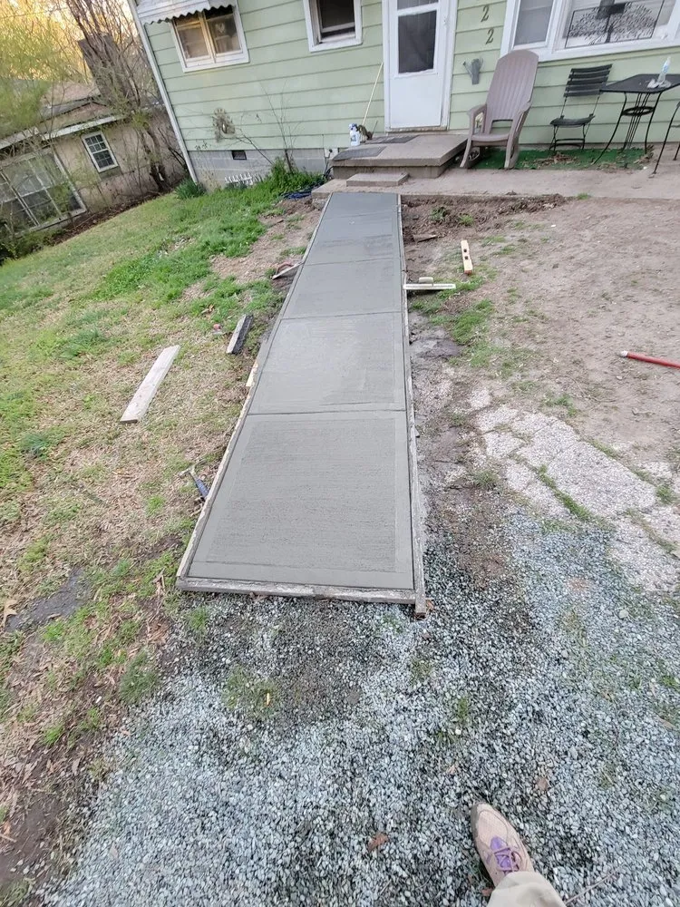 Trusted yard cleanup service for residential properties across Seagrove, NC - Apollo Home Solutions