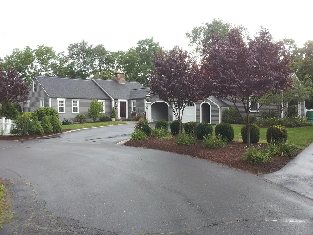 Local yard maintenance for homes across Farmington, CT - Apollo Property Maintenance