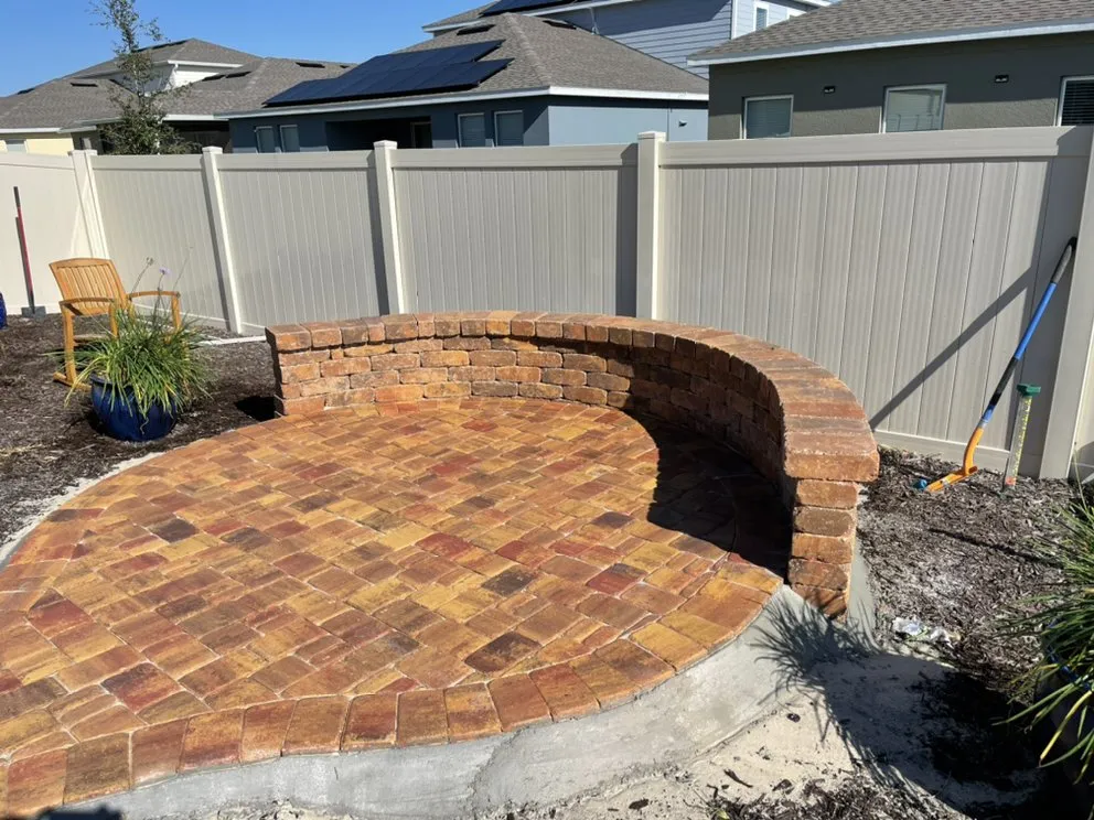 Professional yard cleanup service in Orlando, FL by Apopka Landscaping & Pavers