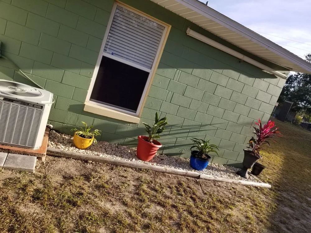 Affordable landscape design for homes in Orlando, FL by Apopka Landscaping & Pavers