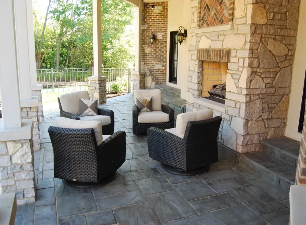 Trusted yard cleanup service in St Charles, IL by Apple Blossom Landscape Concepts