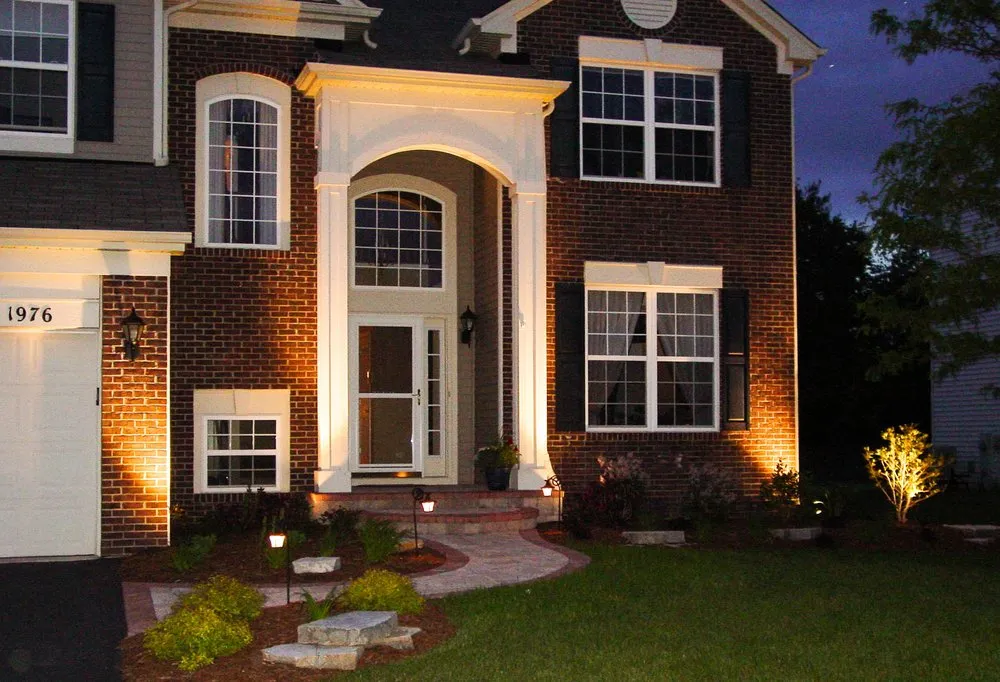 Reliable yard cleanup service for homes in St Charles, IL by Apple Blossom Landscape Concepts