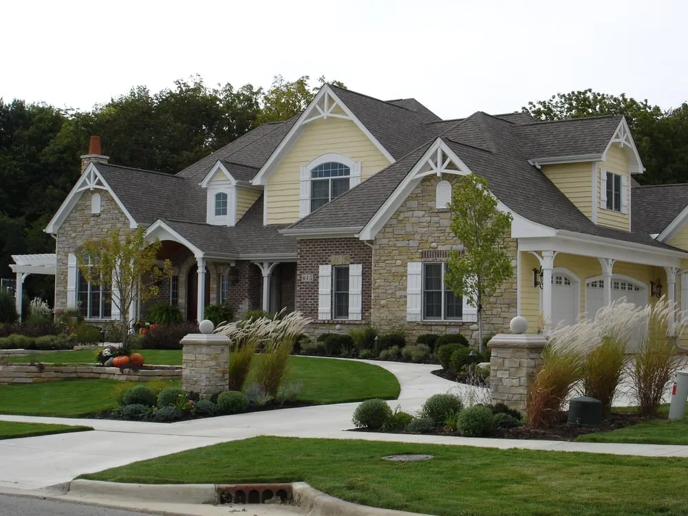 Expert residential landscaping for outdoor upgrades in St Charles, IL by Apple Blossom Landscape Concepts