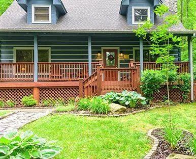 Custom lawn care service in Bellevue, WA by Apple Landscape Construction Design