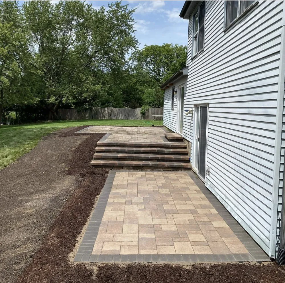 Reliable garden landscaping in Wheaton, IL by Apple Landscape Design