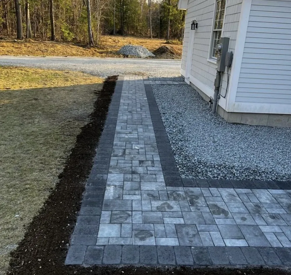 Affordable residential landscaping in Lynn, MA - Apple  Landscape