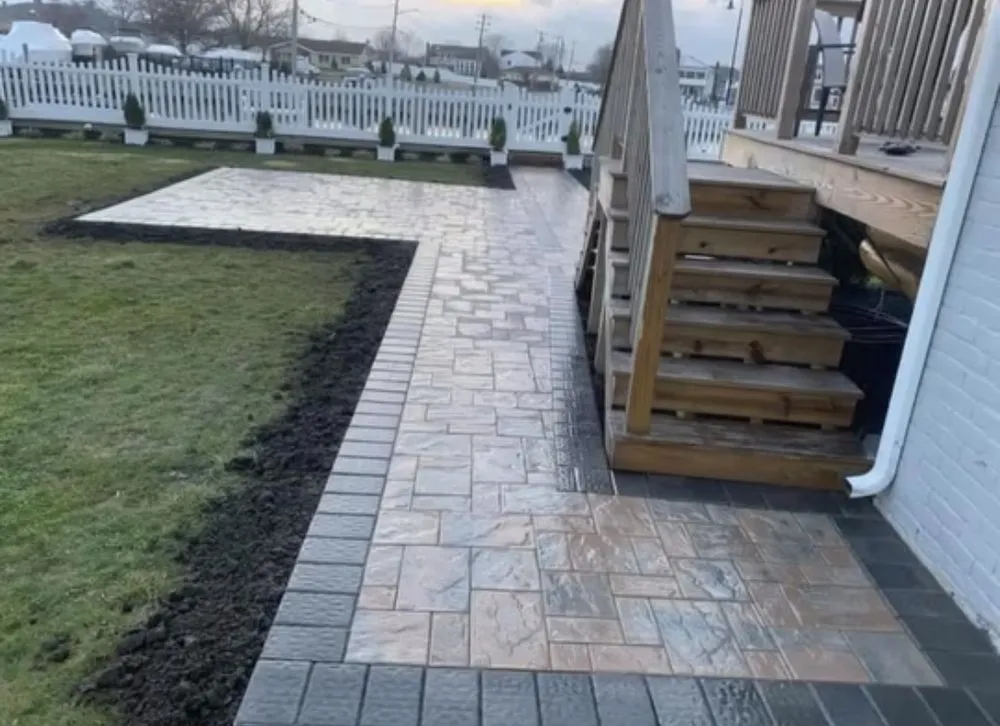 Custom yard cleanup service in Lynn, MA by Apple  Landscape