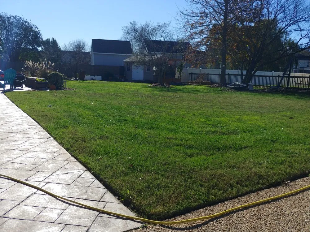 Top-rated outdoor landscaping in Smithfield, VA by Apple Lawn Care