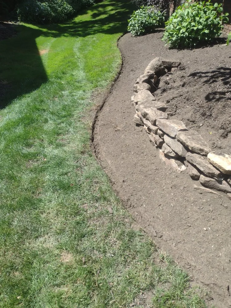 Top-rated landscaping services in Akron, OH - Apple Seed Lawn Care