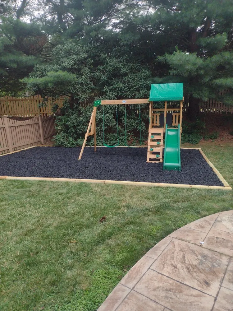 Custom outdoor landscaping experts serving Akron, OH - Apple Seed Lawn Care