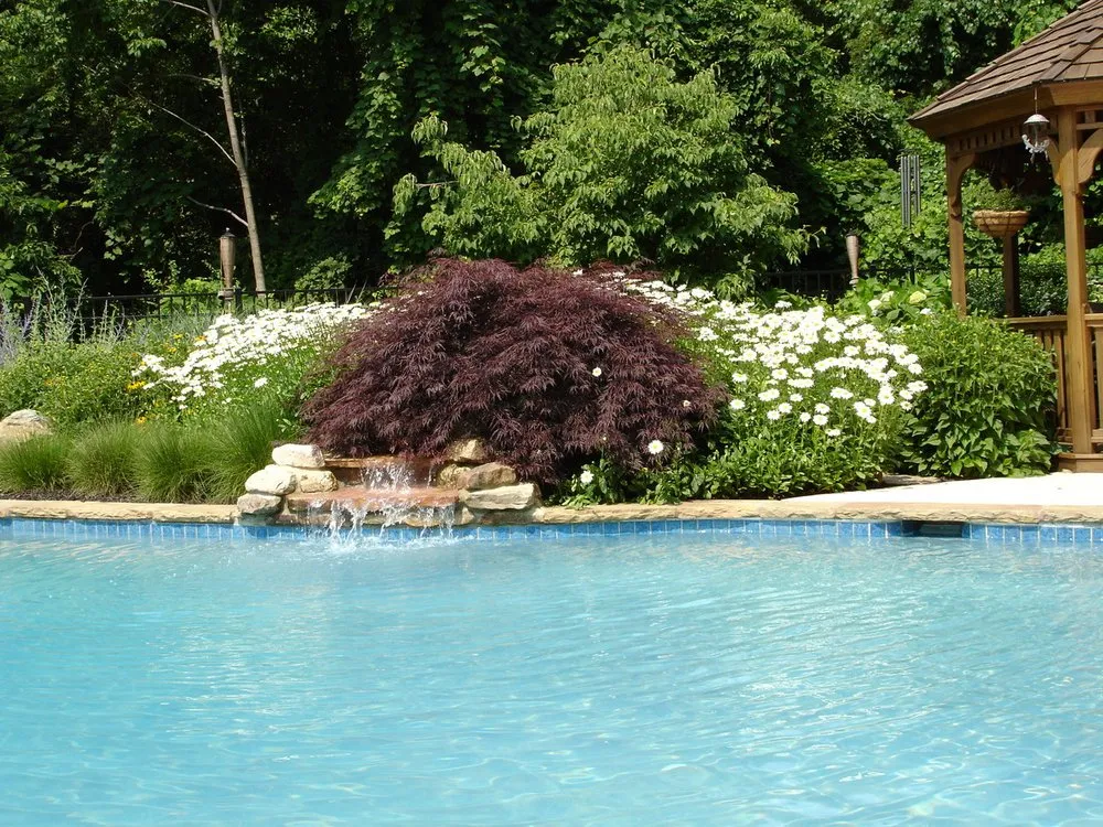 Trusted lawn mowing service in Lebanon, NJ - Apple Tree Landscapes