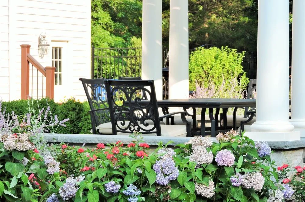 Trusted residential landscaping in Lebanon, NJ by Apple Tree Landscapes