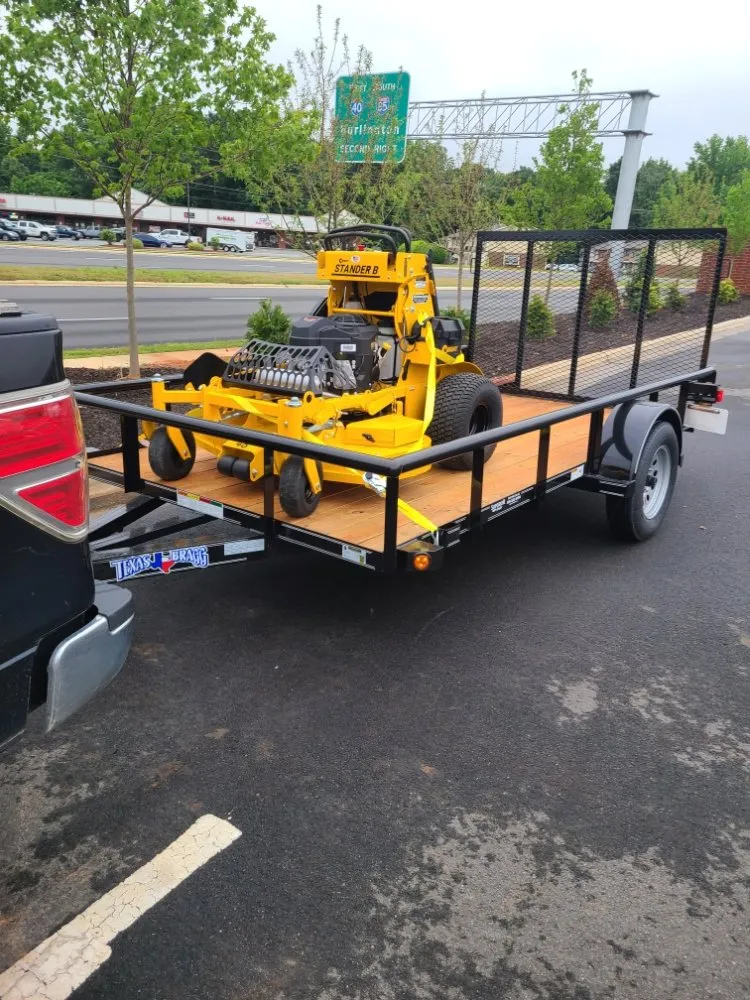 Expert lawn care service experts serving Burlington, NC - Apple Tree Lawn Care & Landscaping