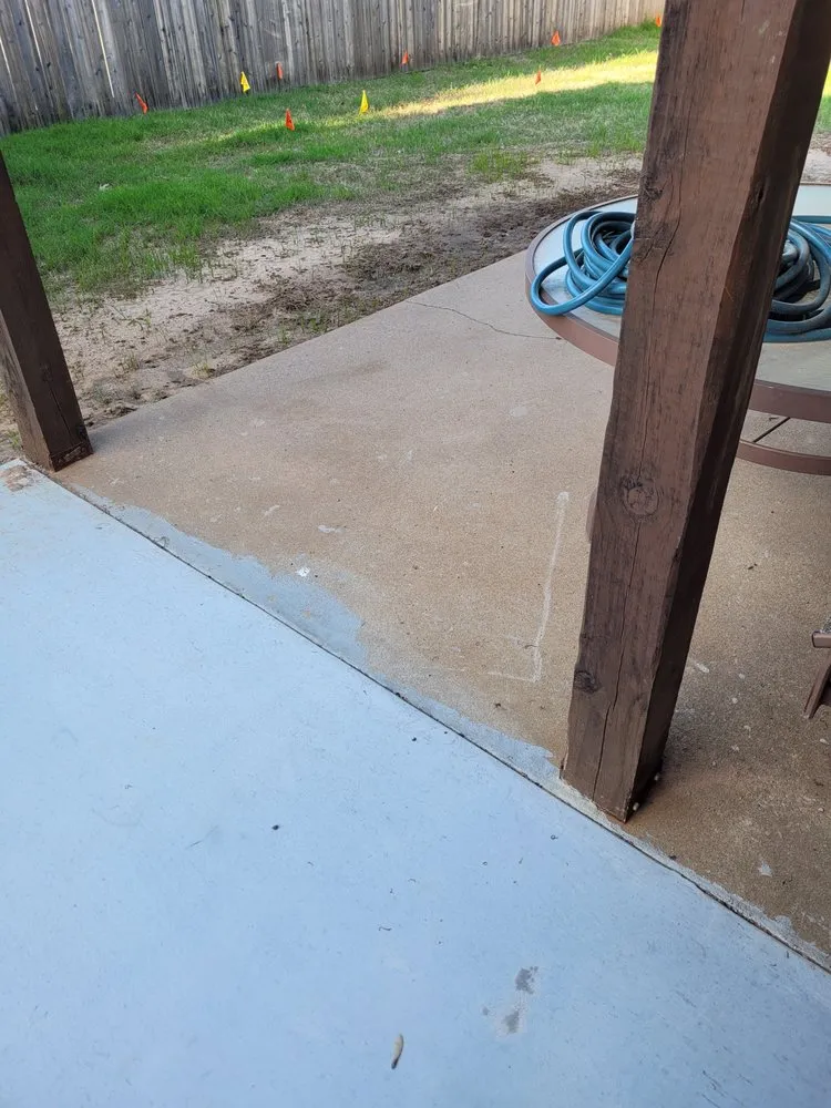 Local yard cleanup service for year-round maintenance in Oklahoma City, OK by Apple Valley Eco-Landscapes