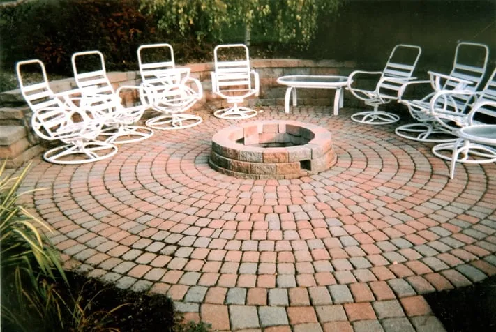 Local outdoor landscaping in Mount Vernon, OH by Apple Valley Landscaping and Stone Center