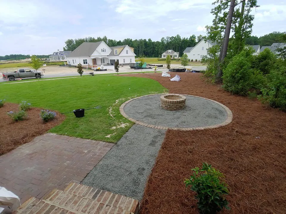 Top-rated garden landscaping in Bluffton, SC by Applewood Landscapes Construction